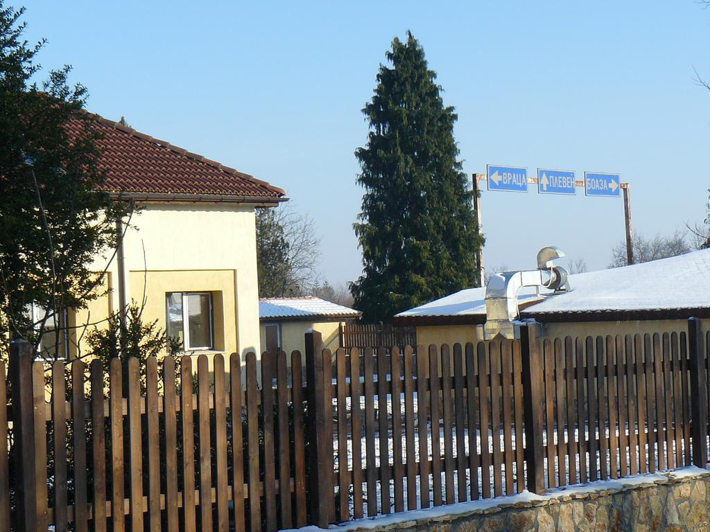 Villa Complex Fretly Gorni Dŭbnik Exterior foto