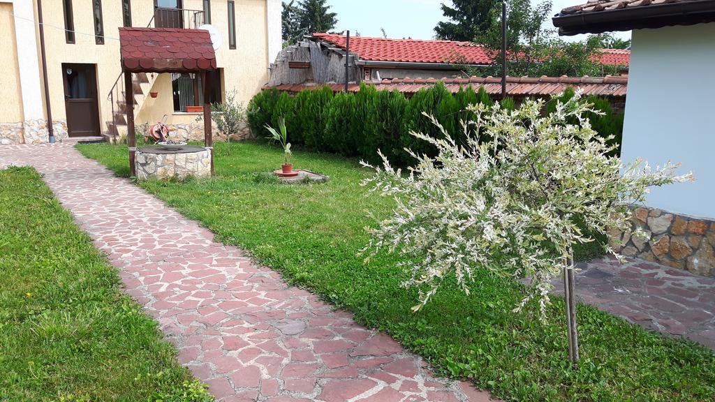 Villa Complex Fretly Gorni Dŭbnik Exterior foto