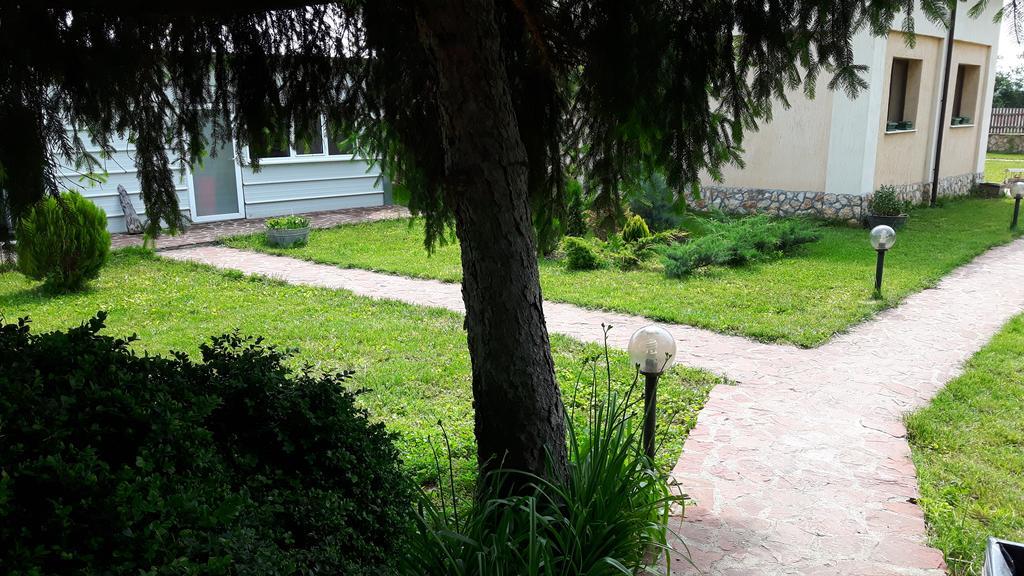 Villa Complex Fretly Gorni Dŭbnik Exterior foto