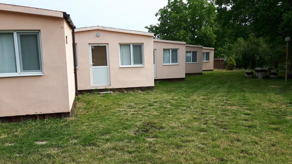 Villa Complex Fretly Gorni Dŭbnik Exterior foto